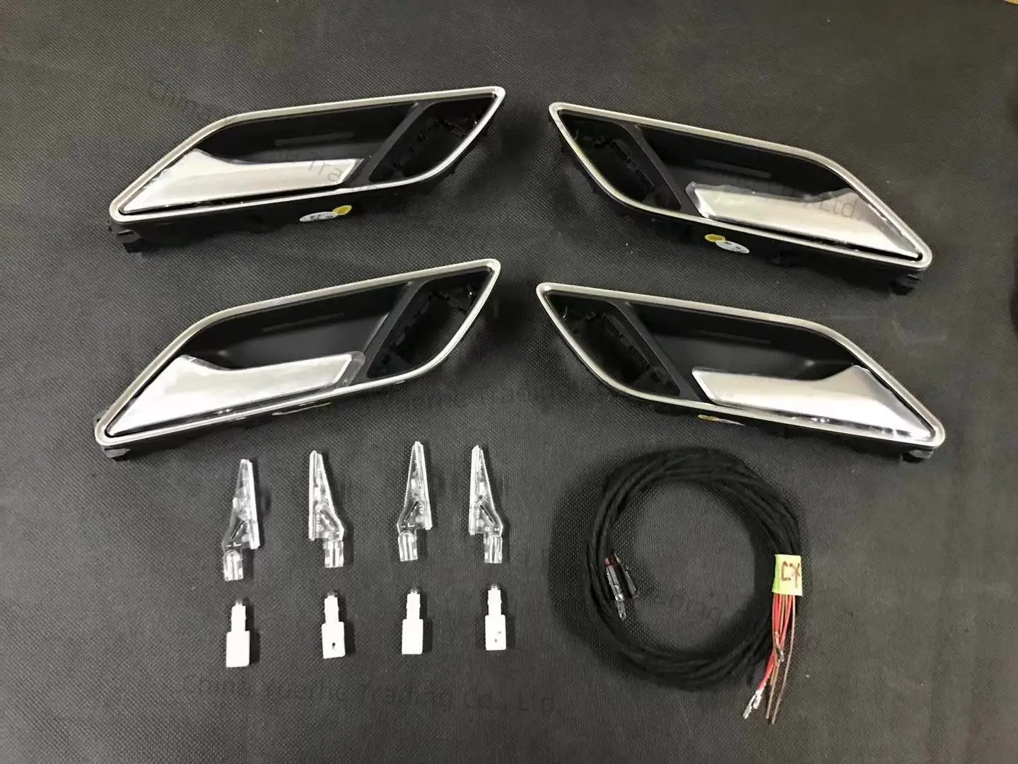 

OEM для Audi A3 8V дверная ручка со светодиодной подсветкой 8VD837019C 8VD837020C