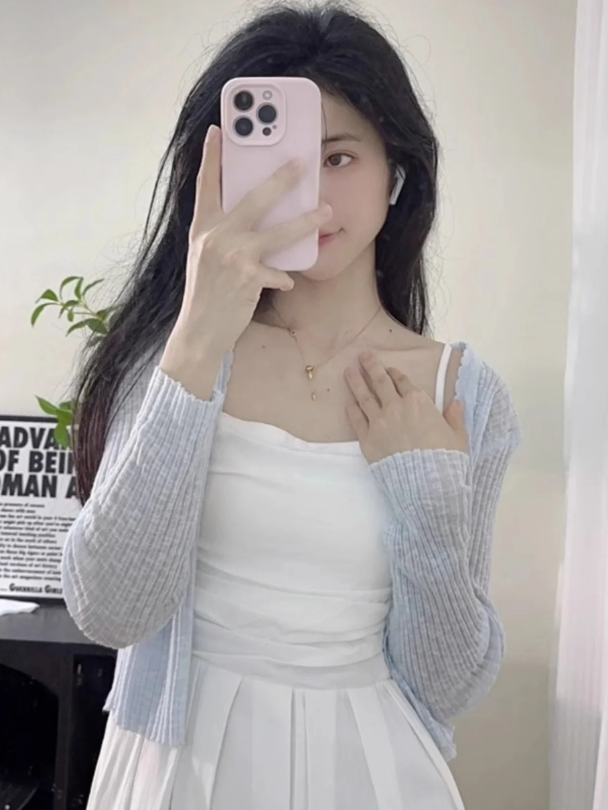 

Blue Lace Hollow out Summer Thin Ice Silk Knitted Cardigan Women's ort Sle Outerwear Light Weight V-Ne Long Sve Top