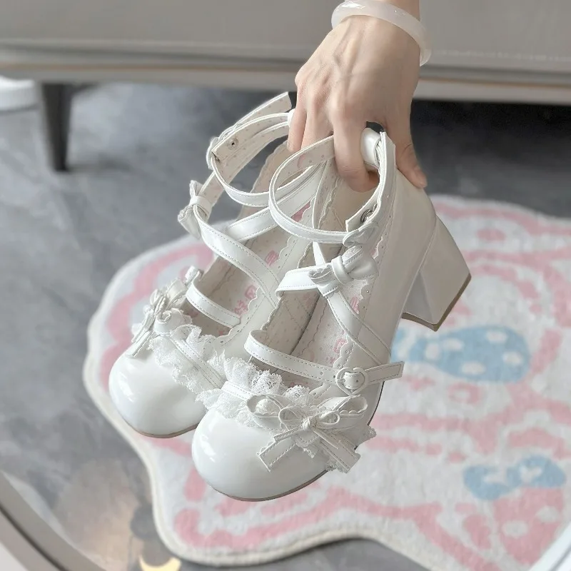 Mary Jane Schuhe, süße Schleife, High Heels, 2025, neue Spitze, quadratischer Absatz, einzelne Schuhe, Lolita-Lederschuh, runde Zehenschnalle, Damenschuhe