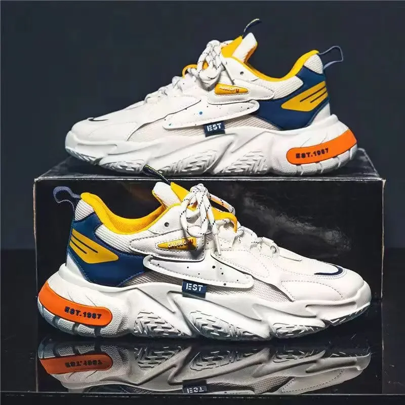 New Men's Low Cut Breathable Fashionable and Versatile Sneaker Soft Sole Comfortable and Casual Running Shoes Students Shoes