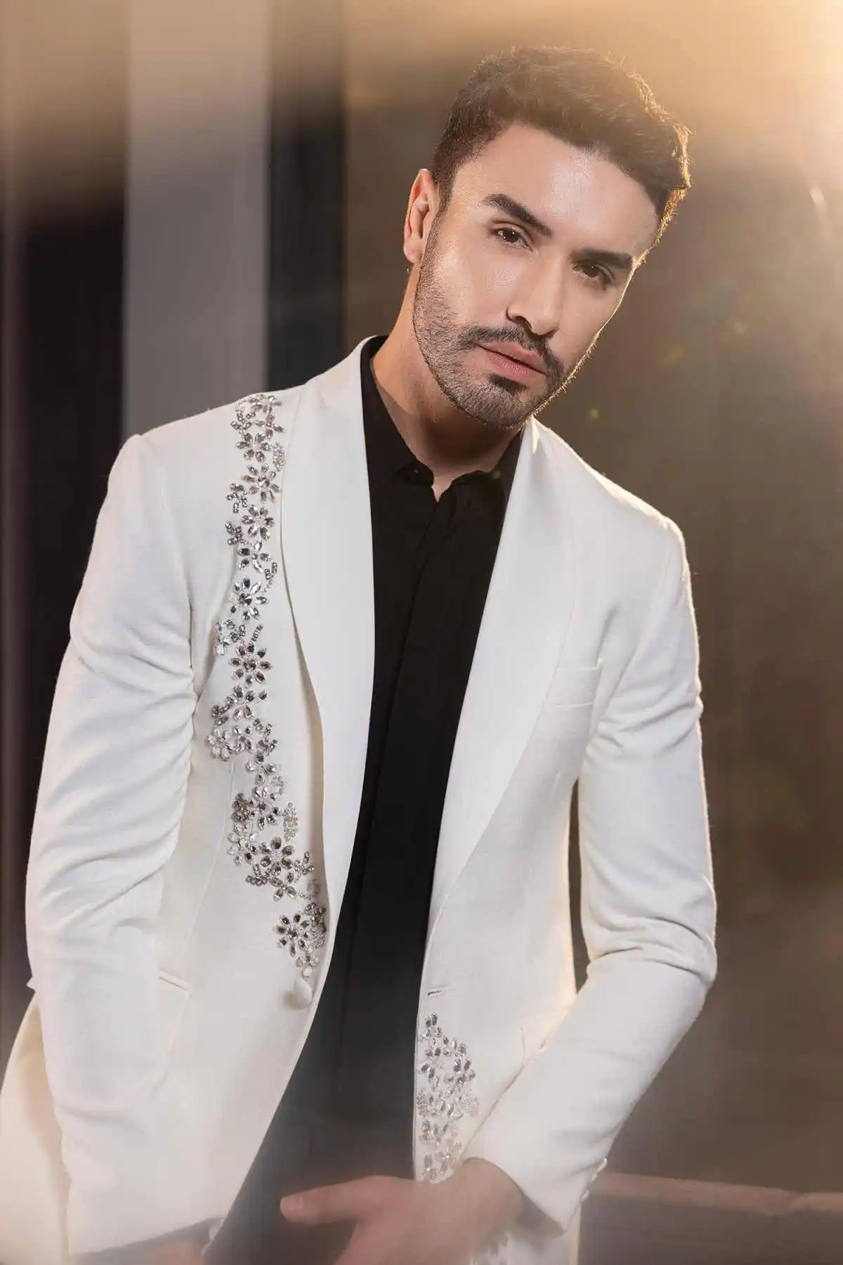 壮大なダイヤモンド メンズスーツ ショールラペル スリムフィット ワンピースジャケット 新郎 ウェディングタキシード カスタムコスチューム オム