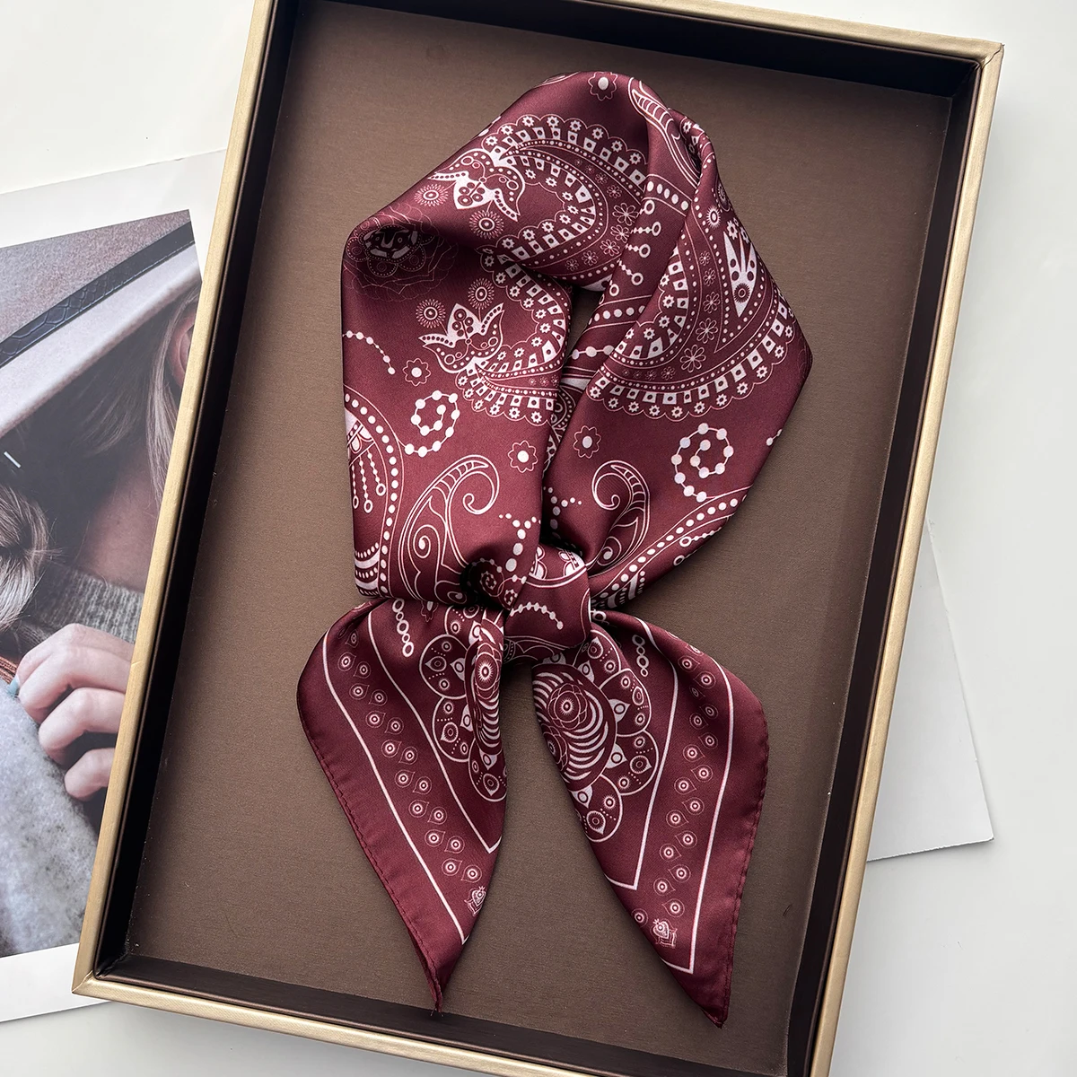 Luxury Square Scarf For Women Elegant Paisley Ladies Hijab Neckerchief Shawl For Travel Retro Soft Stain Scarves