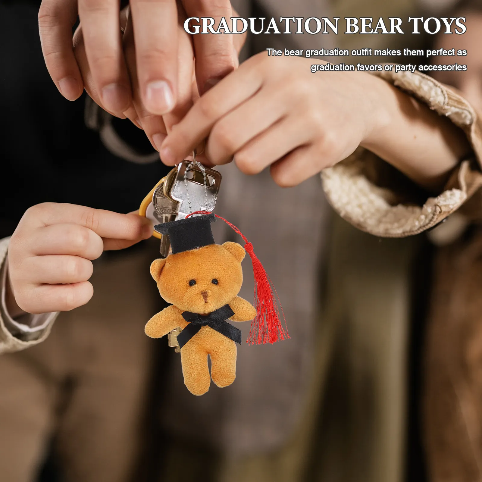 6 Pezzi Portachiavi Orsetto di Laurea, Mini Peluche Carino con Cappello da Laureato, Decorazione per Bomboniere, Bouquet, Regalo per la Stagione della Laurea