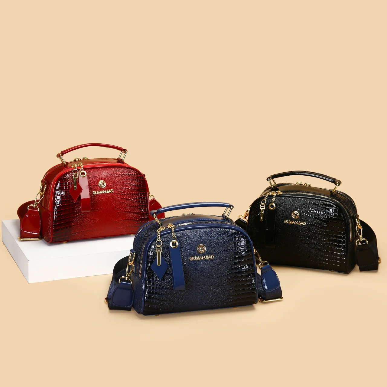 

Elegant Shoulder Bag 2025 New for Women, Luxury Glossy Crocodile Print Crossbody Bag, Fashionable Casual Tote for Every Occasion