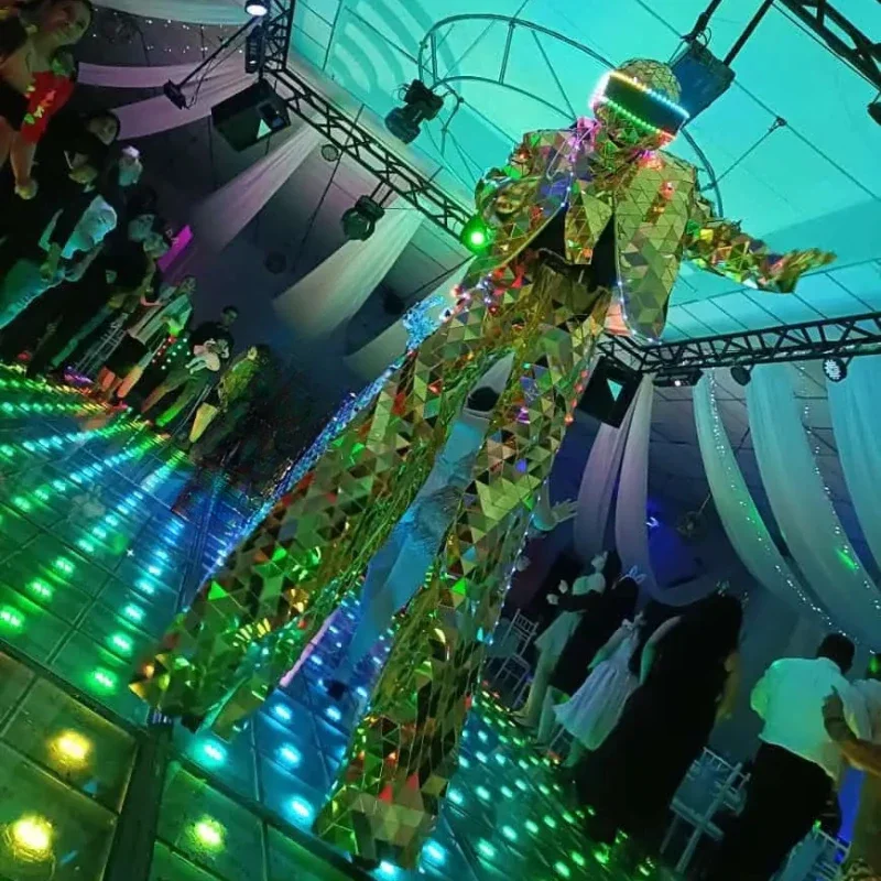 LED Stilts Walker Gold Mirror Costume Man Show Suit GOGO Stage Parade Performance Costumes Hand Sewn Sliver Reflective Clothing