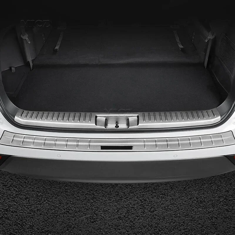 

For Toyota Highlander XU70 2021 2022 Car Accessories Stainless Steel Rear Bumper Protection Window Sill Outside Trunks