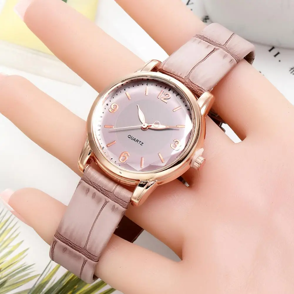 

High Accuracy Timepiece Elegant Dual-color Round Dial Women's Watch with Faux Leather Strap Fashionable Ladies Dress for Girls