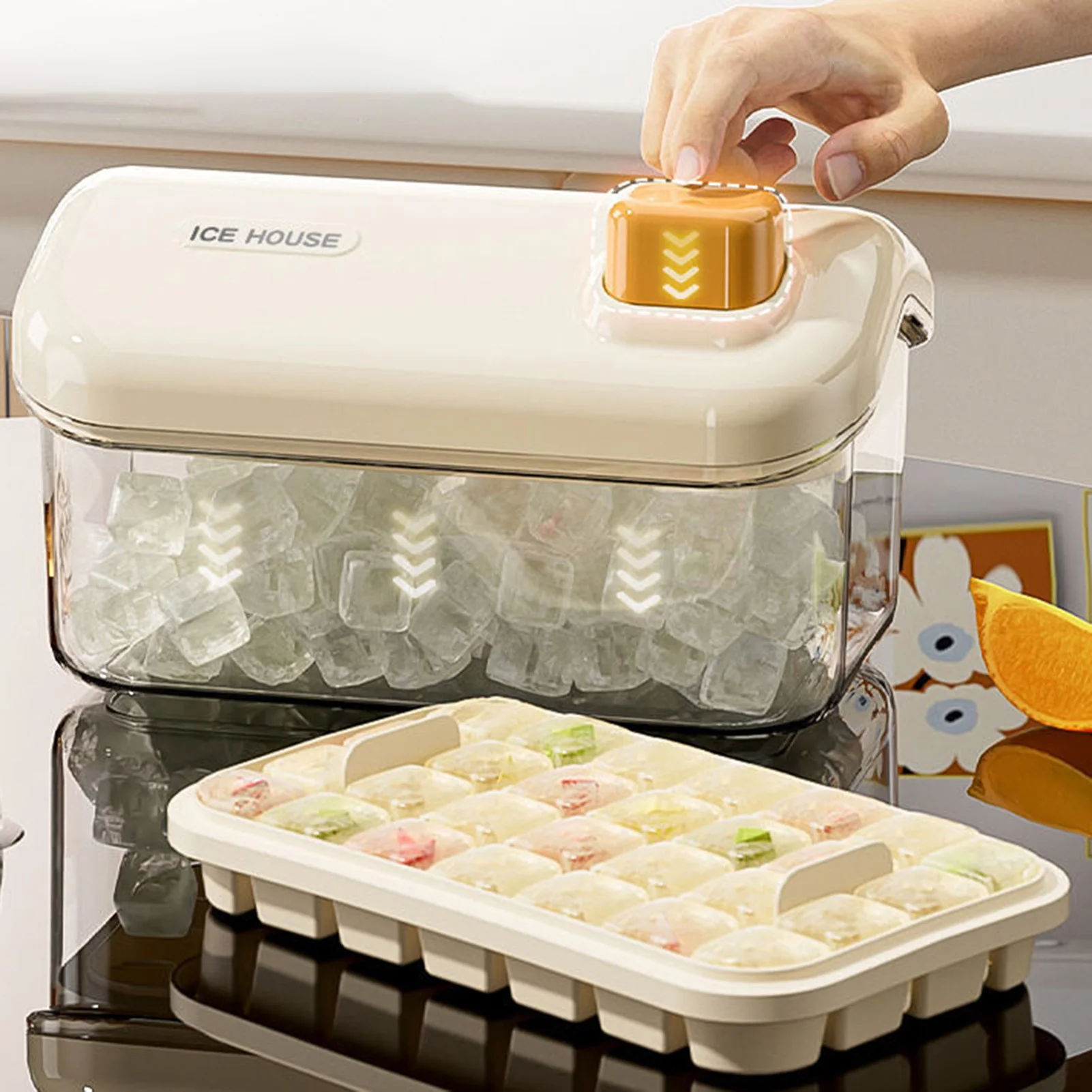 

Ice Cubes Tray with Lid and Storage Household Large Capacity Easy Release Flexible Molds for Freezer Cocktail Whiskey Juice RE