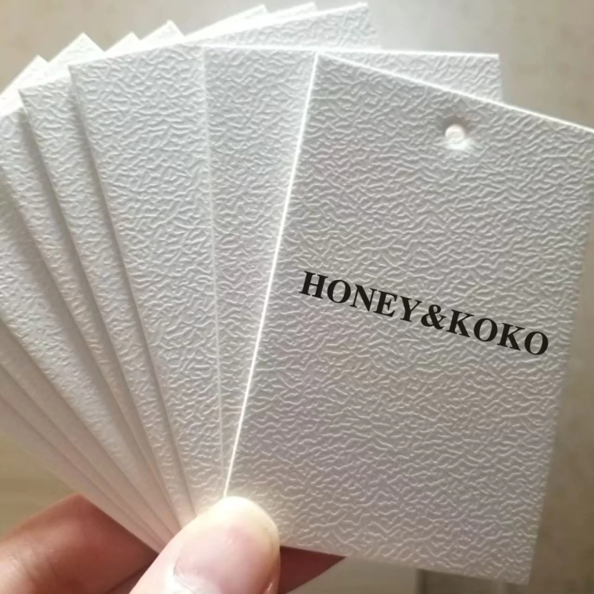 Custom Textured Paper Hang Tags With/Without Metal Eyelet, Personalized Logo Brand Swing Tags for Clothing Boutique