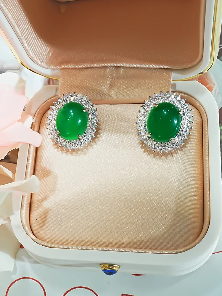 Retro Green Chalcedony 925 Pure Silver Ear Studs Inlaid with High Carbon Diamonds, Palace Style, Versatile and High-end Feel