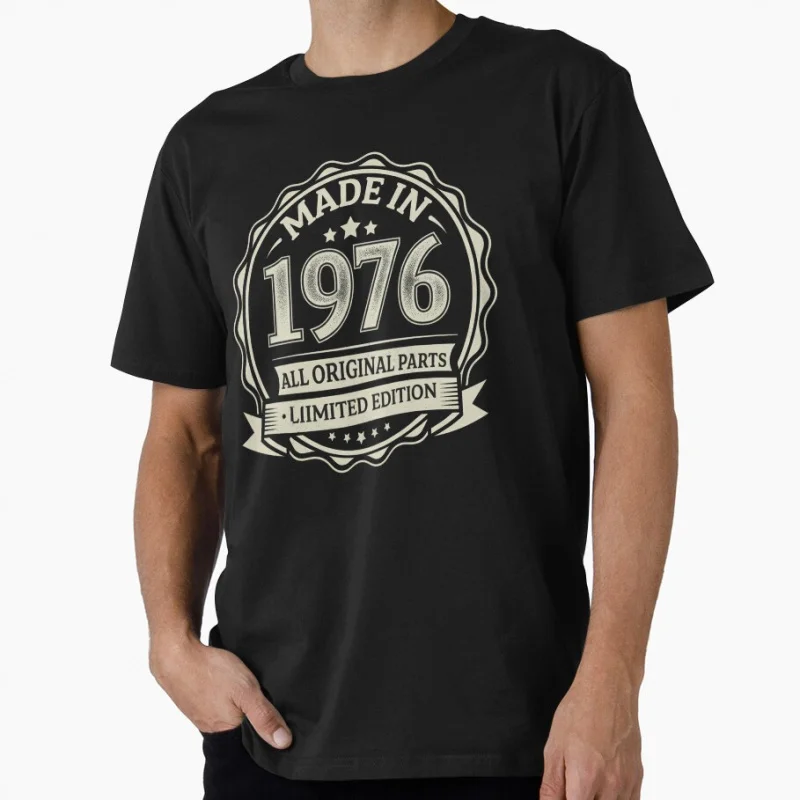 

Vintage Born in 1976 50th Birthday Gift T Shirt for men 100% cotton print 50 years Of Being Awesome clothes All size S-6XL Tops