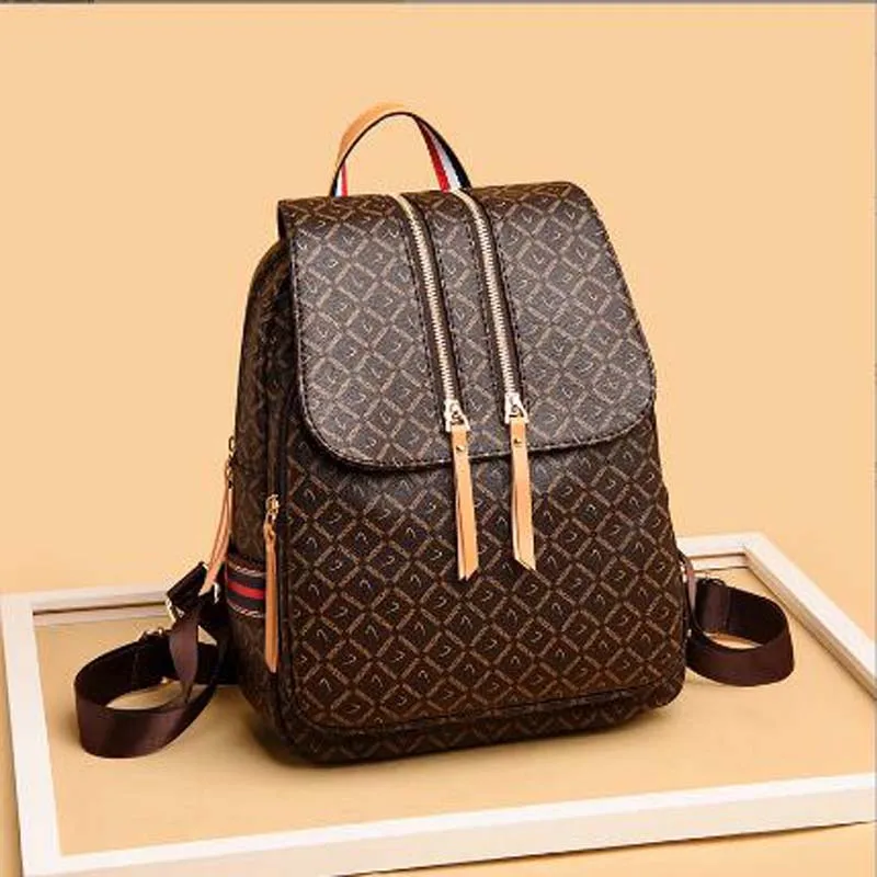 2025 New Women's Fashion Large Capacity Zipper Shoulder Bags High Quality Leather Backpack Ladies Casual Travel Backpacks