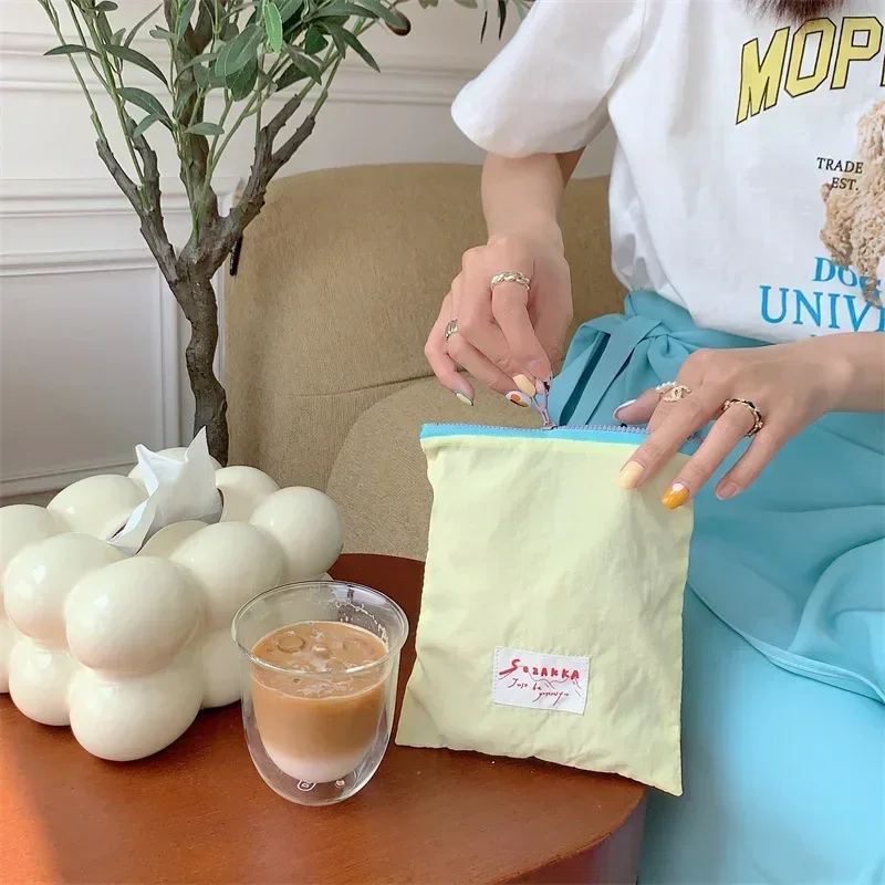 made for females pink portable cosmetic storage bag, no inner bag top zipper, dustproof storage helper