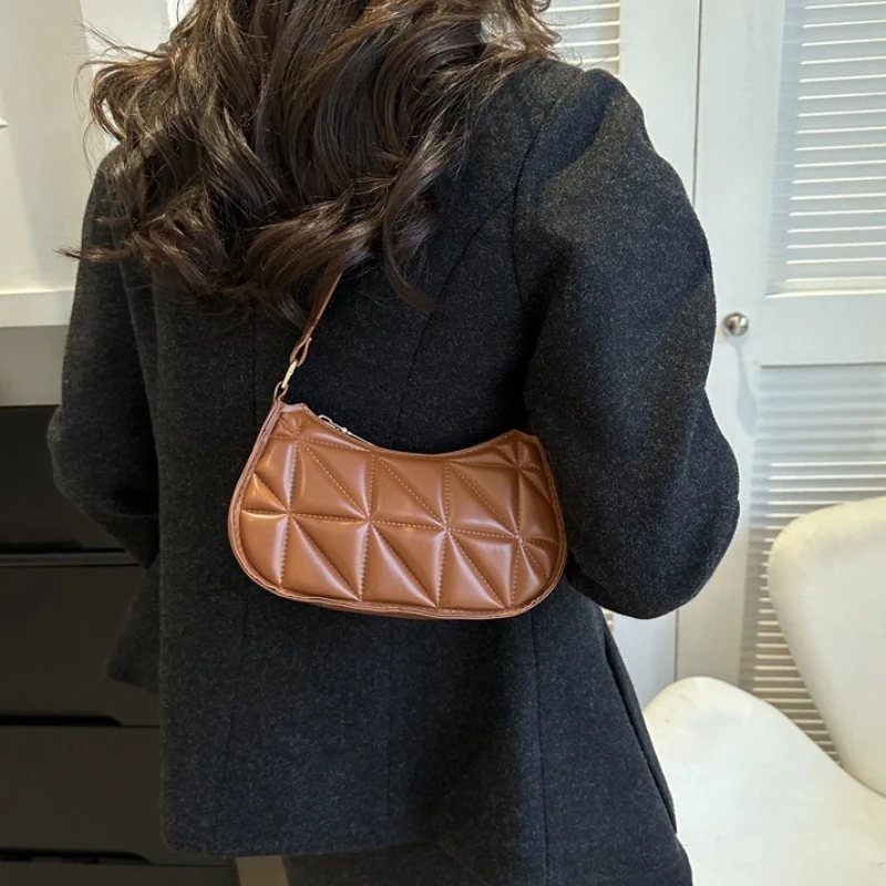 Retro Quilted Crescent Shoulder Purse, Minimalist Triangle Stitched Brown Versatile Bag ,for Work Everyday Commuter Handbag