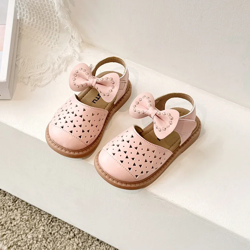 2024 Summer Baby Girls Sandals Kids Barefoot Beach Shoes Soft Sole Anti Slip Infant Shoes Children Bow Cut-Outs Princess Shoes