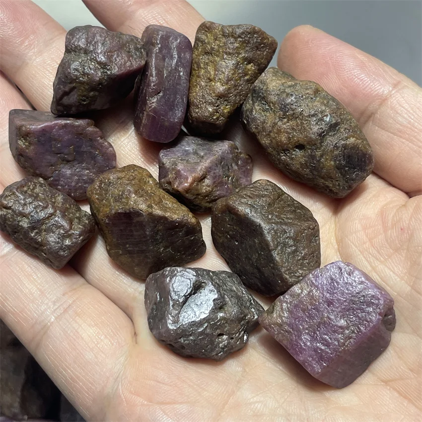 Natural Precious stone Ruby Rock corundum rough gemstones Tumbled Stone Gravel For Raw material