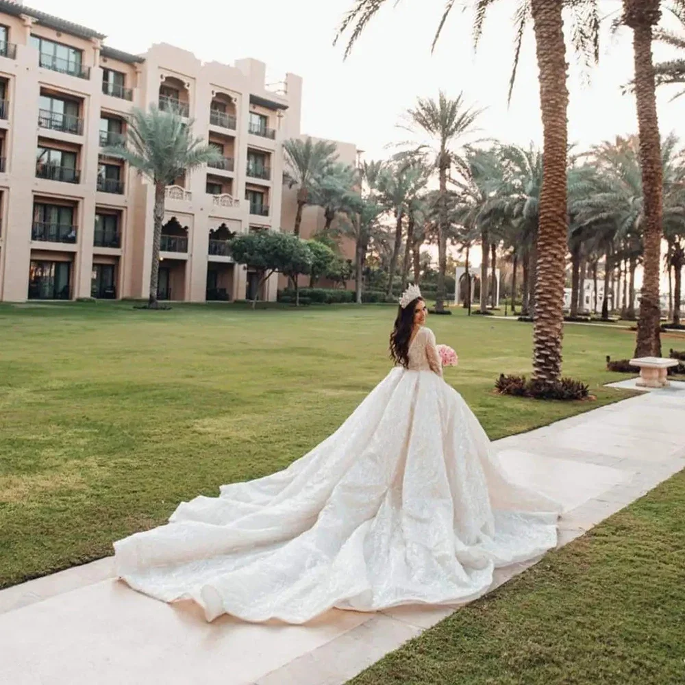 Flavinke Maßgeschneiderte elegante Brautkleider mit V-Ausschnitt 2025, Spitze, Pailletten, Perlen, Prinzessin, Brautkleid, Braut, Hochzeit, Damenbekleidung