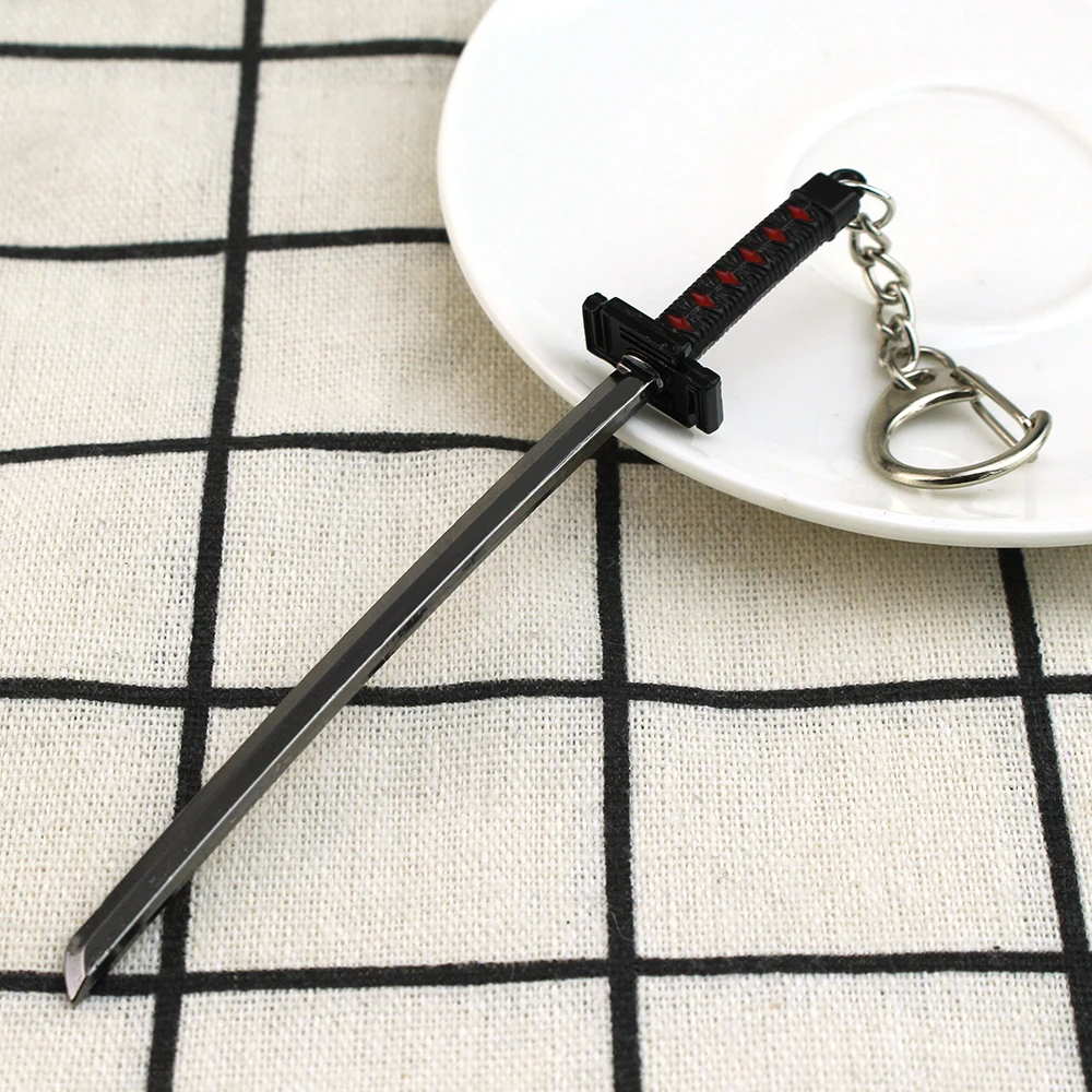 Mini Metal Bleach Katana Keychain Aizen Sousuke Cosplay Prop Car Keyring Bag Pendant Accessories Jewelry Gifts For Men Boys