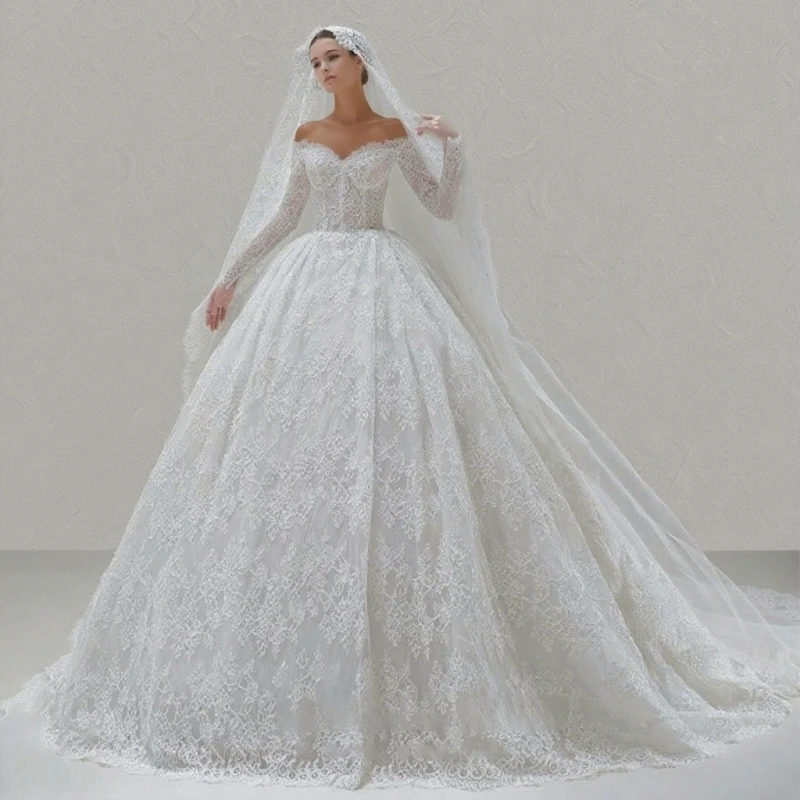 

Sweetheart Long Sleeve Ball Gown customized Backless Bride Vintage Lace Wedding Dress Bridal Gowns