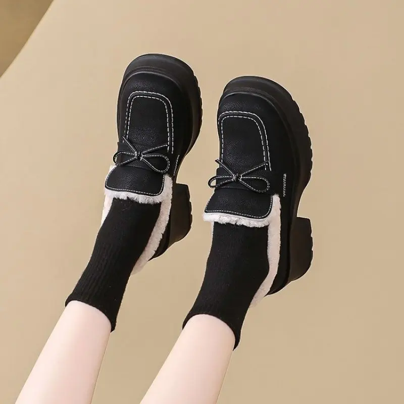 Winter Shoes Women Casual Flat Shoes Women's Moccasins Soft Loafers Fashion Comfort Warm Plush Bow Slip on Female Cotton Shoes
