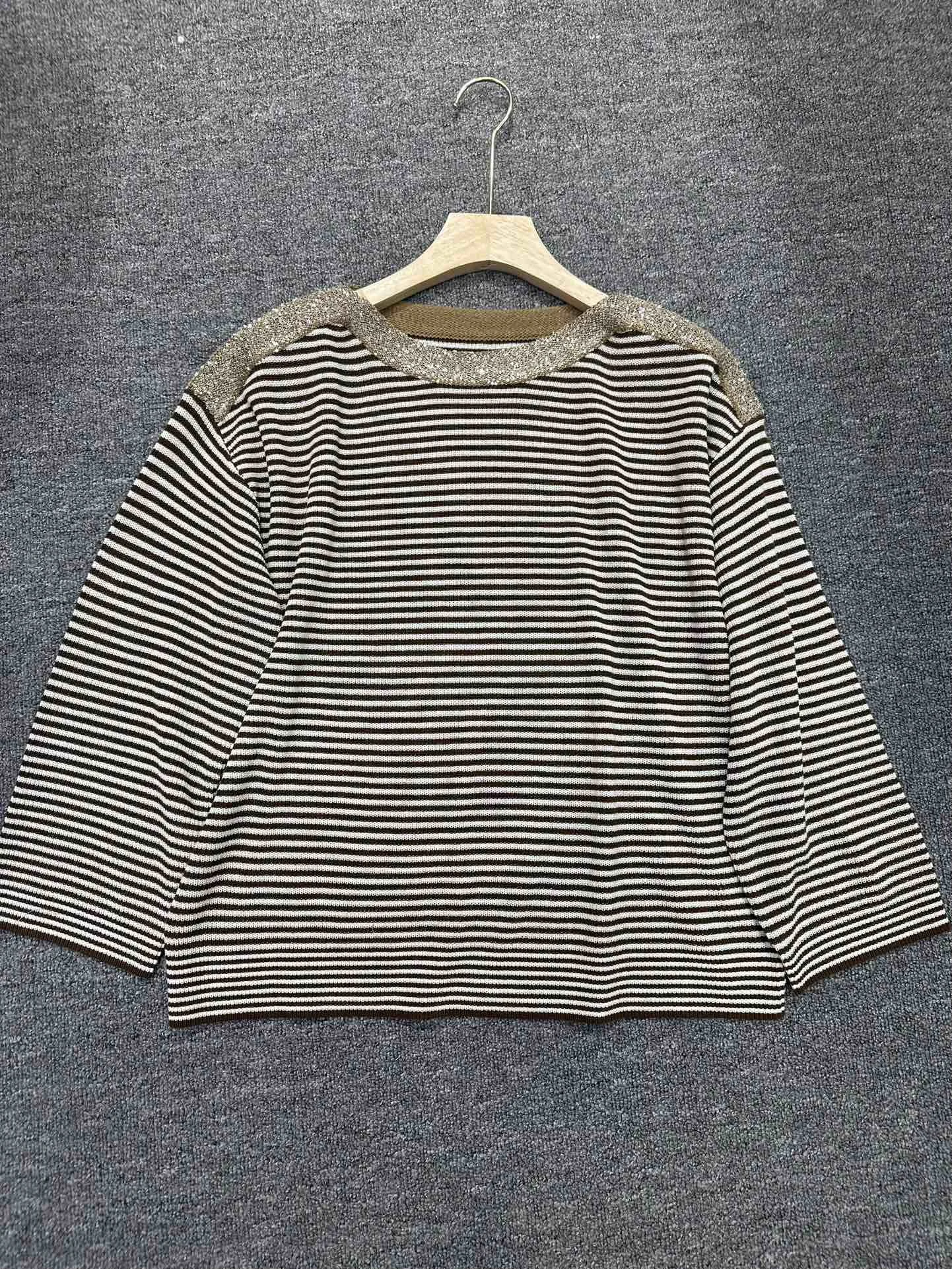 2025 nuevo suéter de punto de alta calidad de manga larga a rayas con lentejuelas y cuello de hombro para mujer suelta