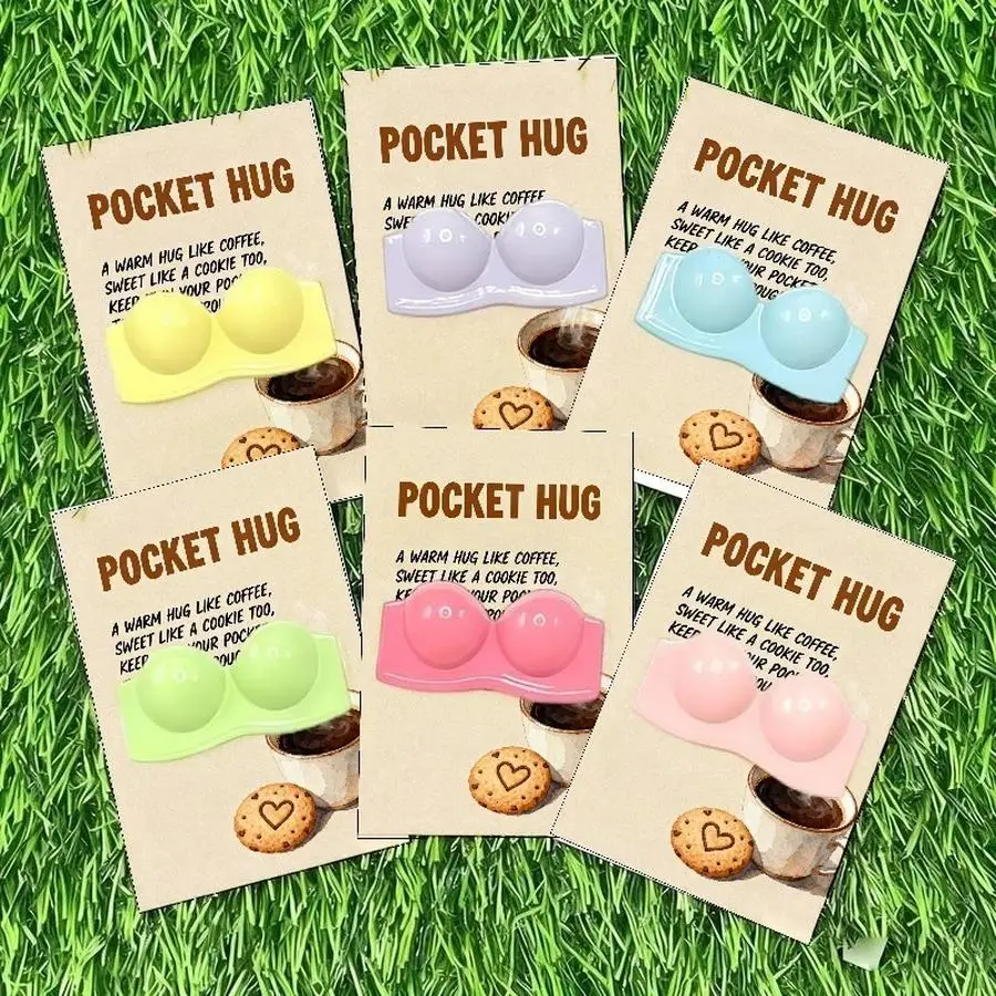 1/5/10/20/50/100pcs Cute A good friend is like a bra Novel bra pocket hug gift card set, synthetic resin, unique encouragement c