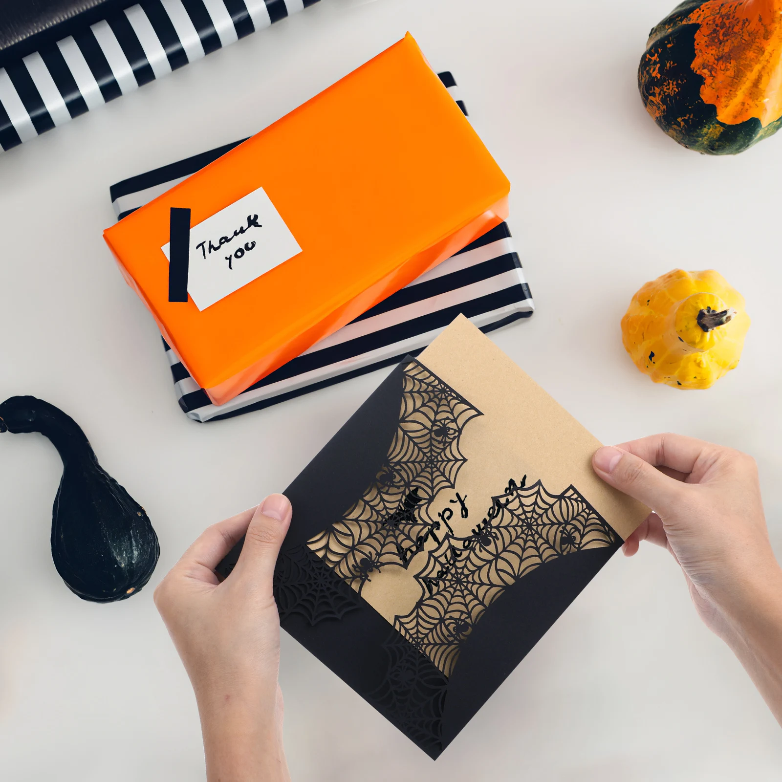 

10Pcs Halloween Invitations Hollow Horror Party Cards Elegant Black