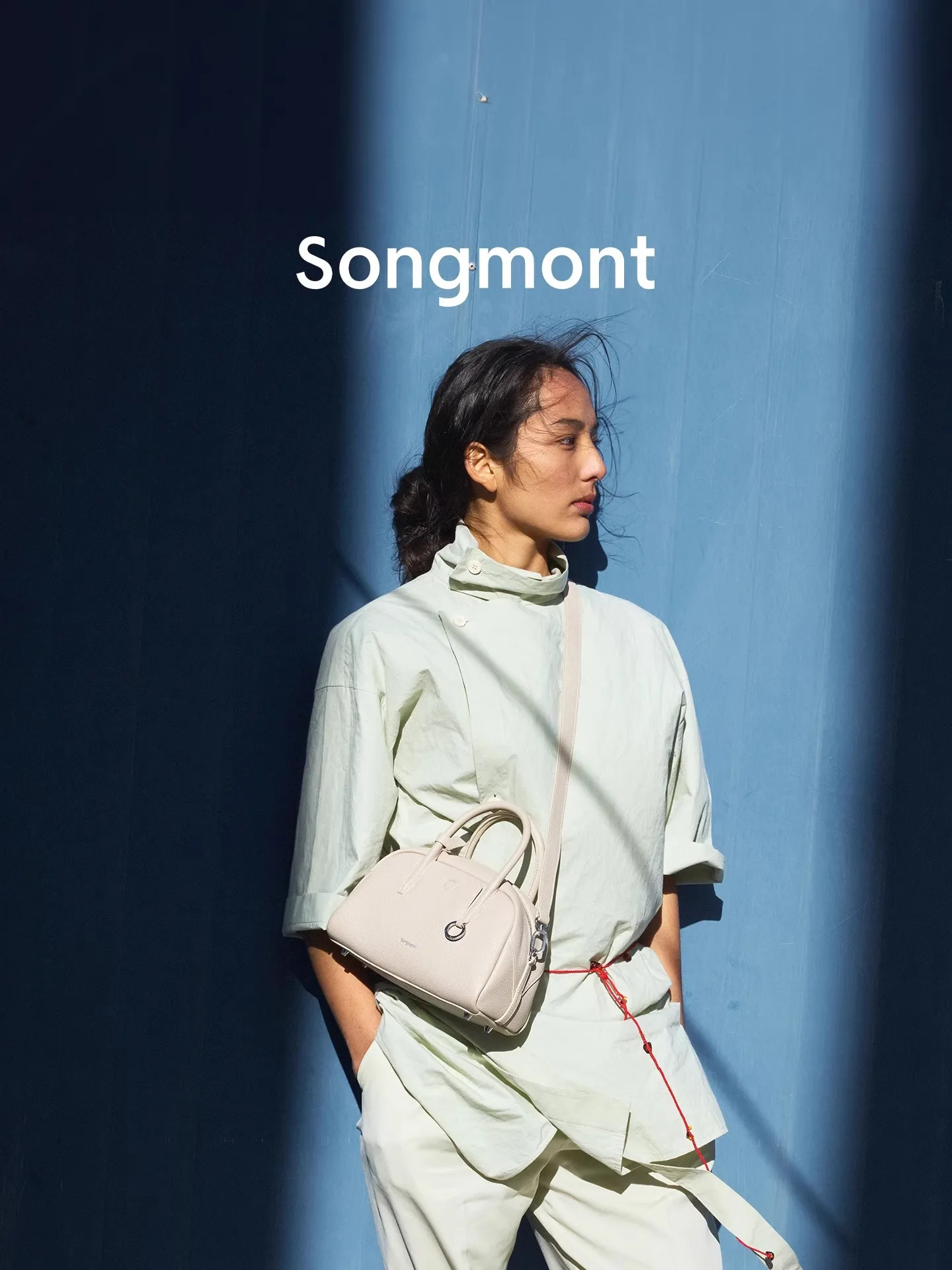 

Songmont Fashion Mini Bowling Shoulder Bag Boston Bag, Leather Ladies Cosmetic Bag