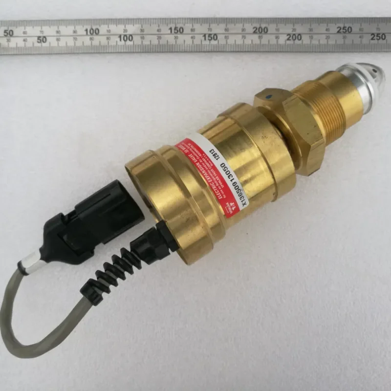 MOT12461 High Performance Refrigeration Compressor X13650913050 for HVAC Chiller Spare Parts with 1 Year Warranty China