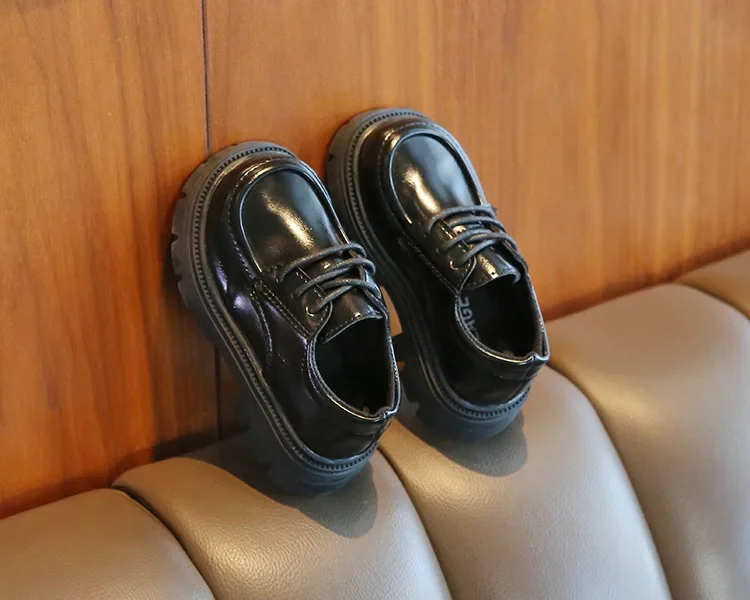 Kinder-Lederschuhe für Jungen und Mädchen, Unisex, formelle Kinderschuhe im britischen Stil, zum Schnüren, weiche, dicke Sohle für Hochzeit, Party, rutschfest – Detail 17