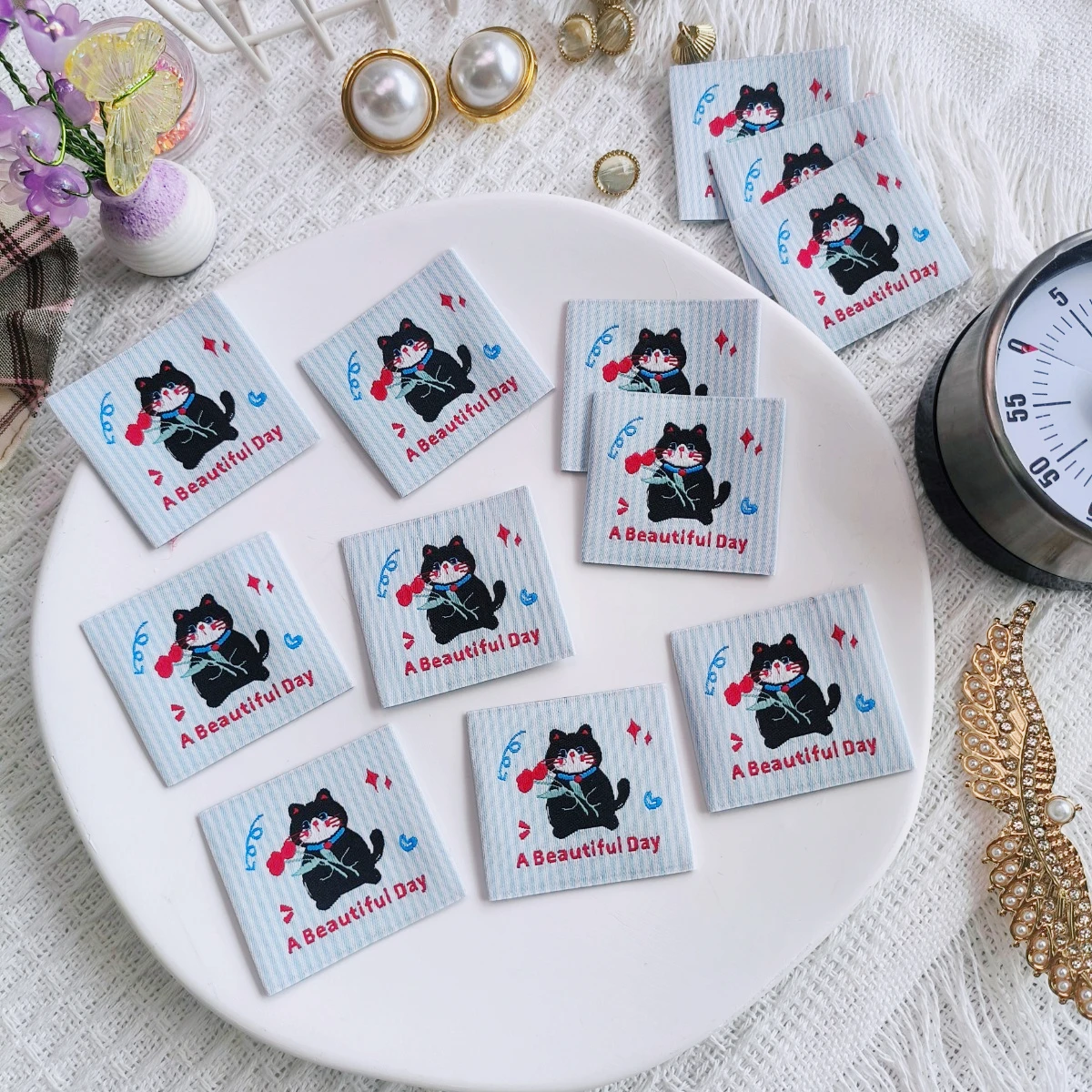 

Мягкие тканые нашивки-этикетки с мультяшными котиками для детской одежды, рукоделия и шитья - Моющиеся и прочные