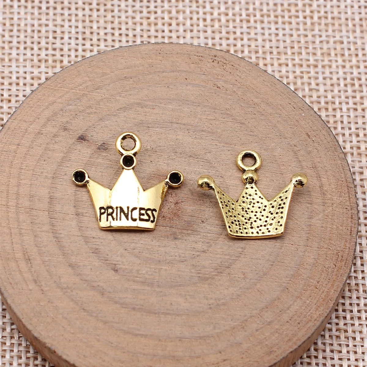 WYSIWYG 20pcs 17x19mm 2 Colors Princess Crown Charms Pendant For DIY Jewelry Making Handmade Jewelry Craft Findings