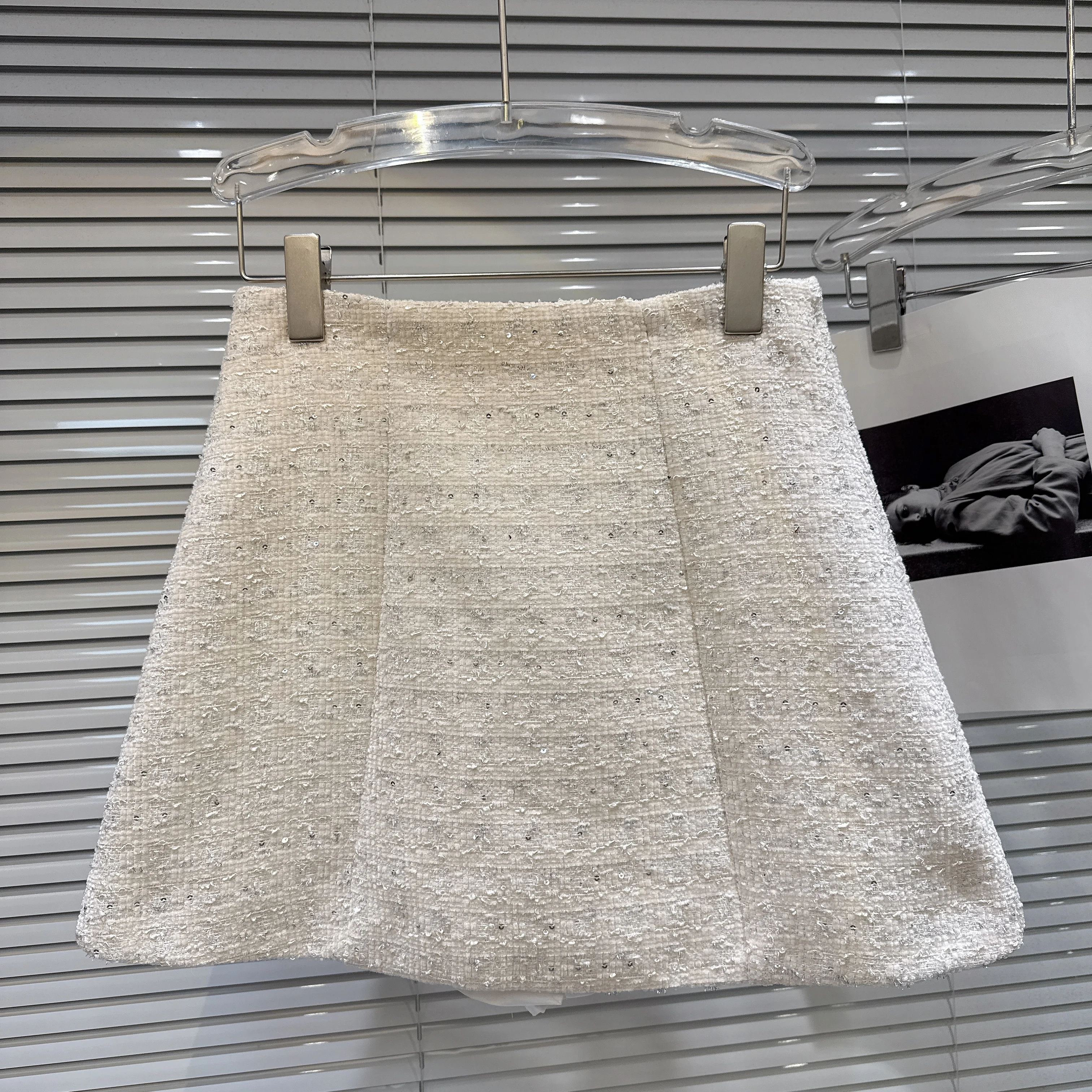 2025, Winter-Neuer Stil, Tweed-Anti-Exposition-Kurzrock, A-Linie, hohe Taille, figurbetonter Röcke für Damen und Herren