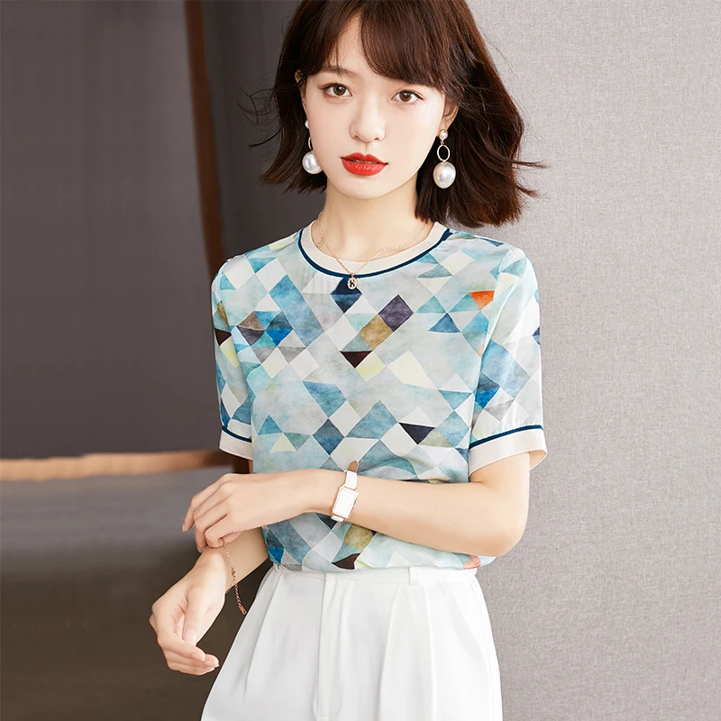 2023 Summer New Korean Geometric Contrast Printing Short Sleeve T-shirt Women's Imitation Silk Round Neck Printing Shirt