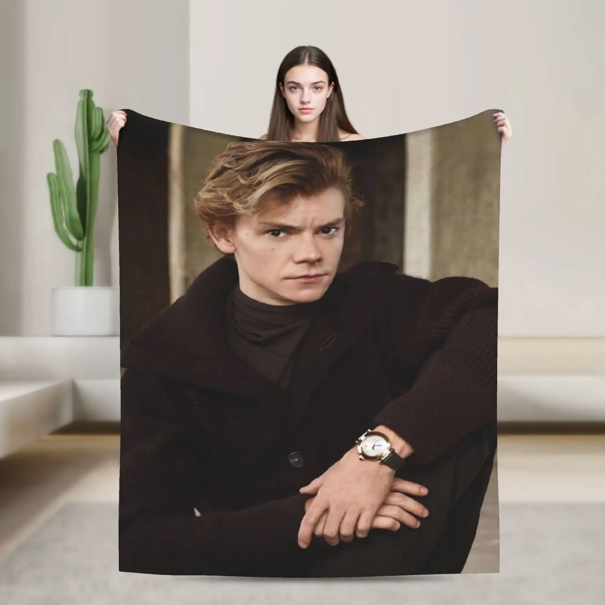 Comfortable Thomas Brodie-Sangster Blanket Stuff Sofa Decorative  Throw Blanket Soft Coral Fleece Plush for Car