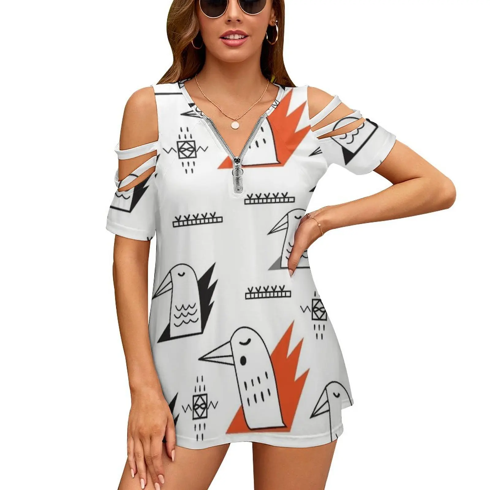 Camiseta con estampado de pájaros en llamas para mujer, blusa con manga corta y hombros descubiertos, camiseta informal de verano, blusa holgada con estampado de pájaros y llamas negras y blancas