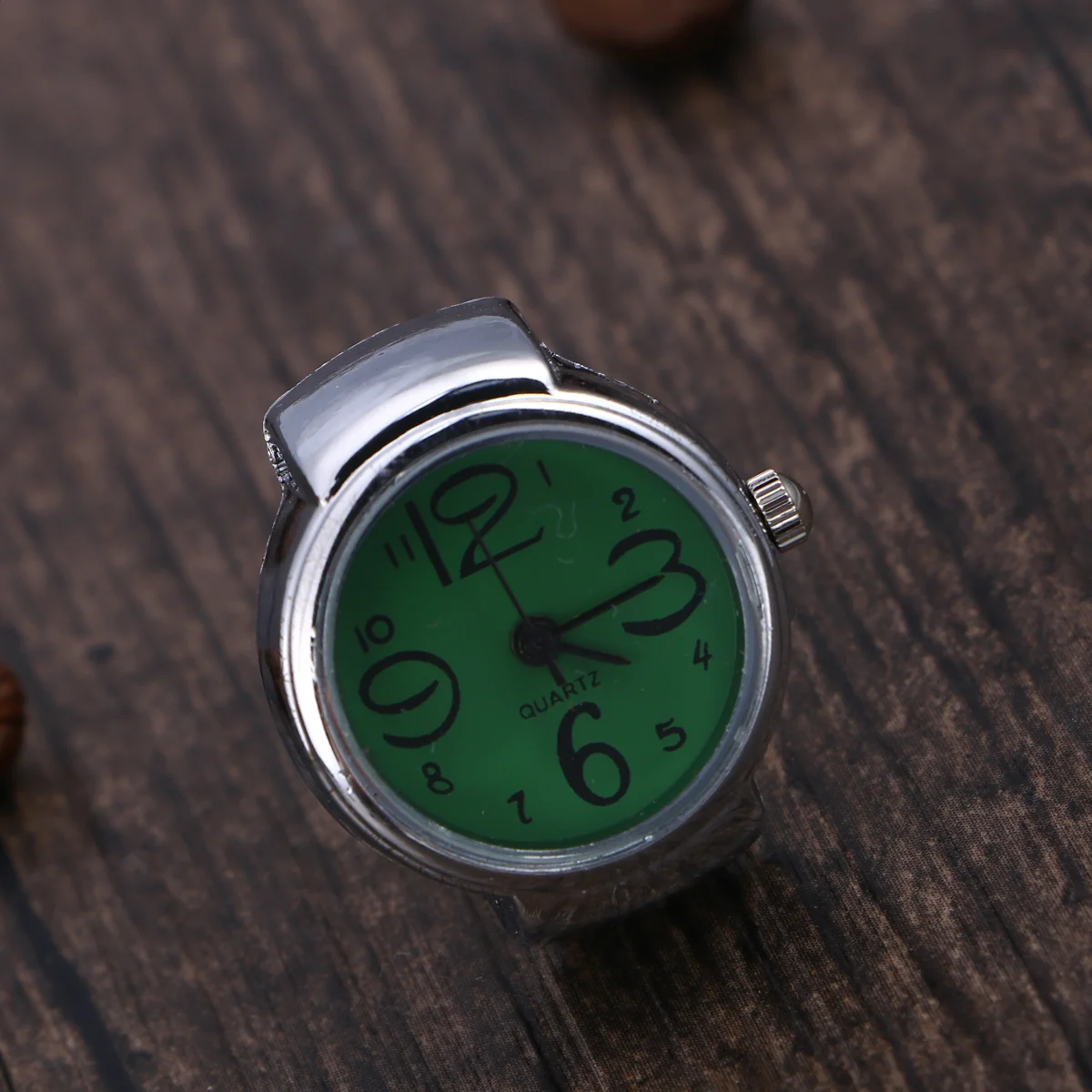 قطعة واحدة من حلقة الموضة ذات الطراز الفريد، ساعة بسيطة ولكنها أنيقة، هدية مثالية للعائلة والأزواج، ساعة مرنة خضراء #6
