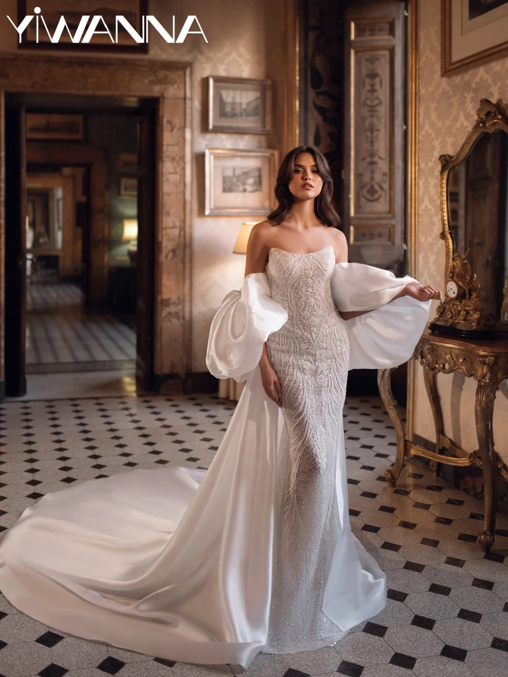 

Glitter Beaded Appliques Mermaid Long Wedding Dress With Satin Cape Strapless Bridal Gown New Customized Dresses For Bride