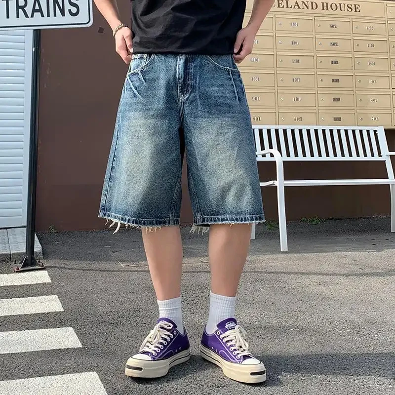 

Vintage American High Street Six Points Denim Pants for Men, Trendy Hip Hop Street Fashion Style, Loose Wide-Leg Knee-Length Cas