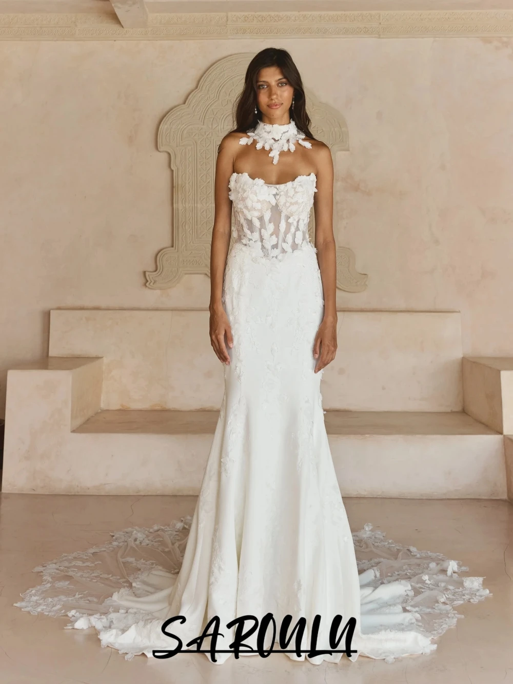 

Elegant Sheer Lace Bodice Wedding Dress Romantic Buttons Back Delicate Long Train Customized Gorgeous Appliques Bridal Gown