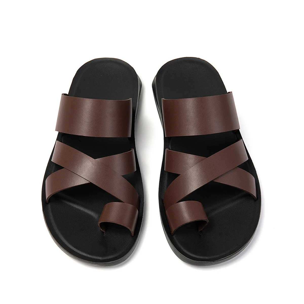 Weiche und bequeme Herrenhausschuhe eignen sich für den täglichen Gebrauch zu Hause, im Freien und für die Freizeit. Neue coole Herren-Sandalen. – Detail 5