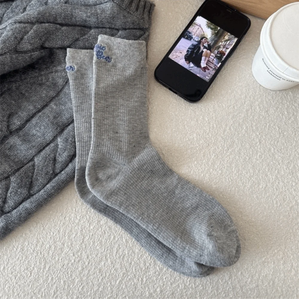 

Fashion Letter Embroidery Socks Sweat Absorption Casual Long Socks Breathable Socking for Women