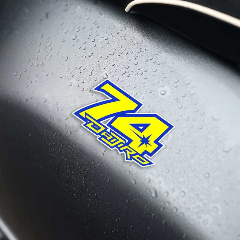 1 قطعة 74 رقم دراجة نارية ملصق الأصفر والأزرق تصميم لاصق لسيارة الكمبيوتر المحمول الزخرفية #5