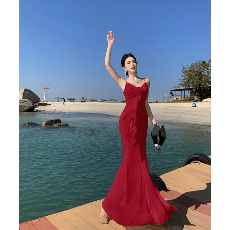 Retro Red V-Ne Stra… - image