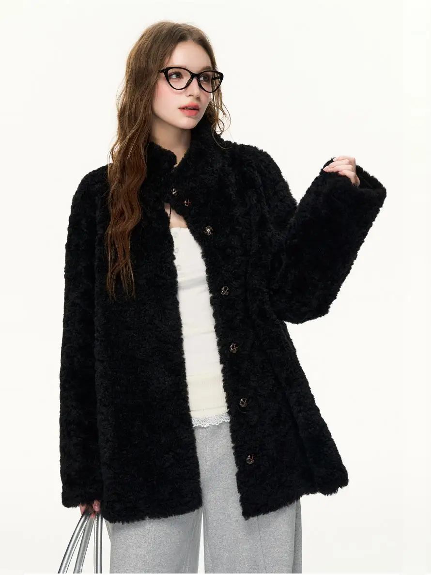 Kurtki i płaszcze z imitacji futra damskie, krótkie, lekkie, o prostym kroju, zimowe, w stylu highstreet, ciepłe, wodoodporne, z efektem wykończenia krawędzi, z rozszerzanymi rękawami.