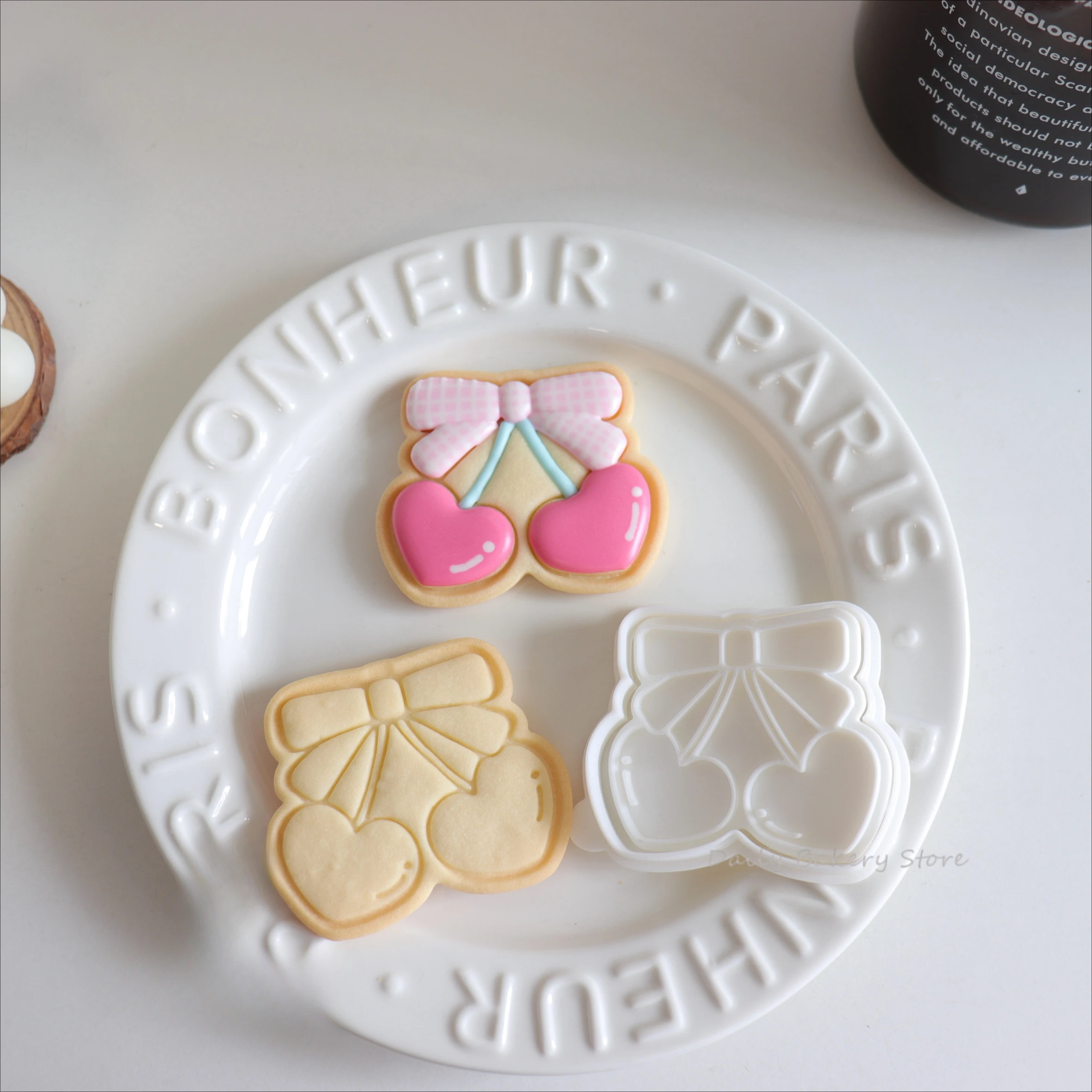 Butterfly Bow Love Cherry Biscuit Mold DIY Girl Lovly Cherry Cake Decorating Tools Fondant Cookie Cutters Stamps Birthday Gifts