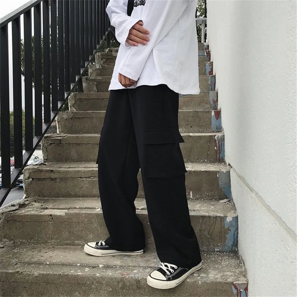 黒メンズヒップホップカーゴパンツカジュアル夏固体複数ポケットズボンクールリボン Techwear 学生スウェットパンツ男の子