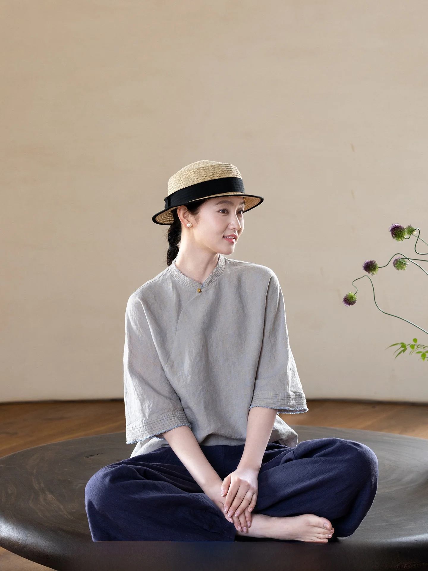 

New Chinese Style Color Woven Linen Shirt with Color Collision Thread Frayed Hem Small Stand Collar Companion for Planting Fl...