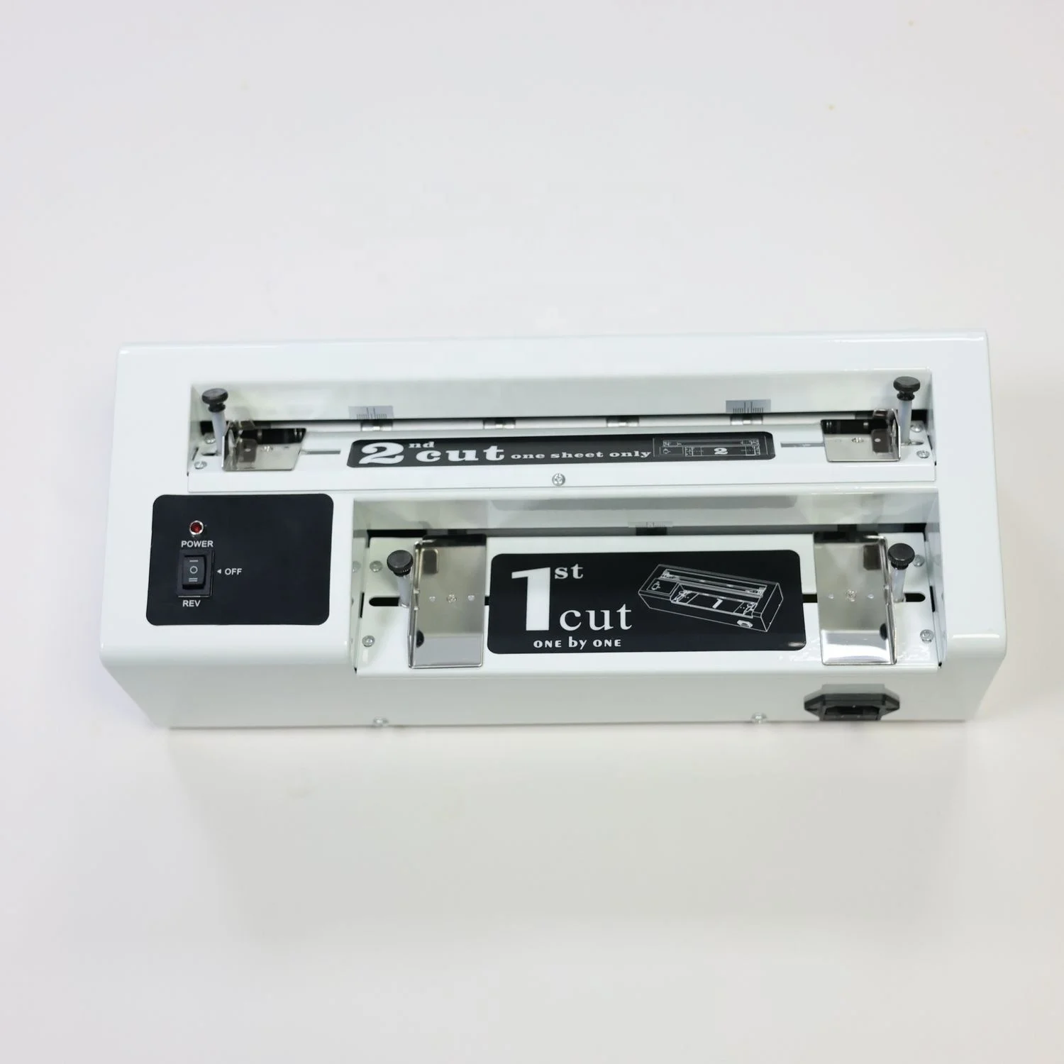 

Business Card Cutter with Long-Life Blade (≥100,000 Cuts) for Printing Shops
