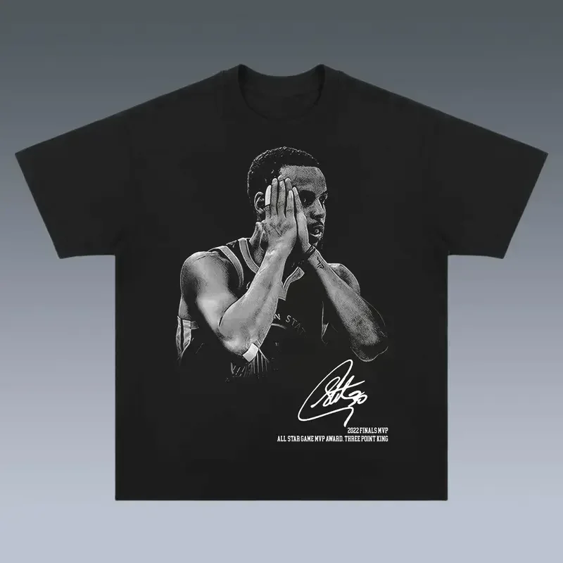 Vintage Graphic T-Shirt for Men, Classic Casual Top with Retro Basketball Player Print and Short Sleeves, Shortsleeve, Menswear, Round Neck